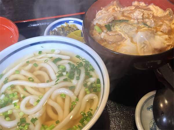 大江戸そばの親子丼＆うどんセット